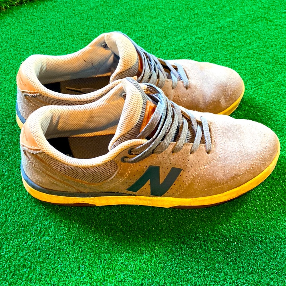 New balance grey and blue numeric shoes barely worn size 10